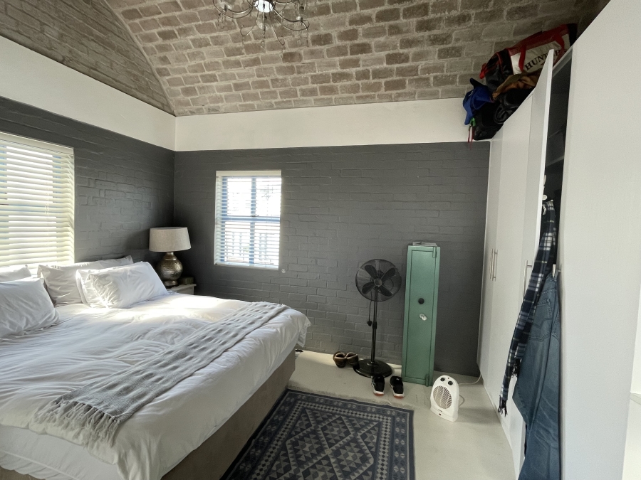 4 Bedroom Property for Sale in Paradise Beach Western Cape